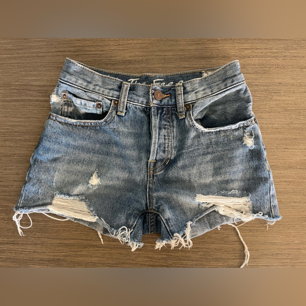 We The Free Denim shorts. Midrise regular 24. Worn a couple times.